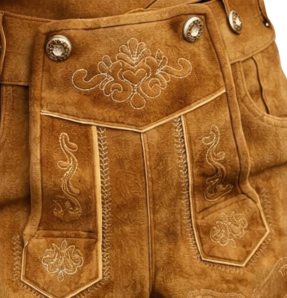 Echte Kurze Lederhose aus Rindsleder – “Bayern” Braun | Traditionelle Trachtenhose für Herren